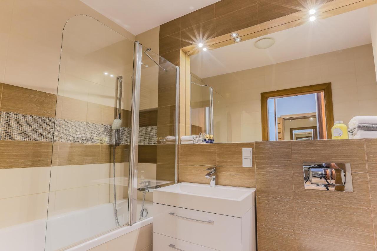 Coin Apartamenty Breslávia Exterior foto